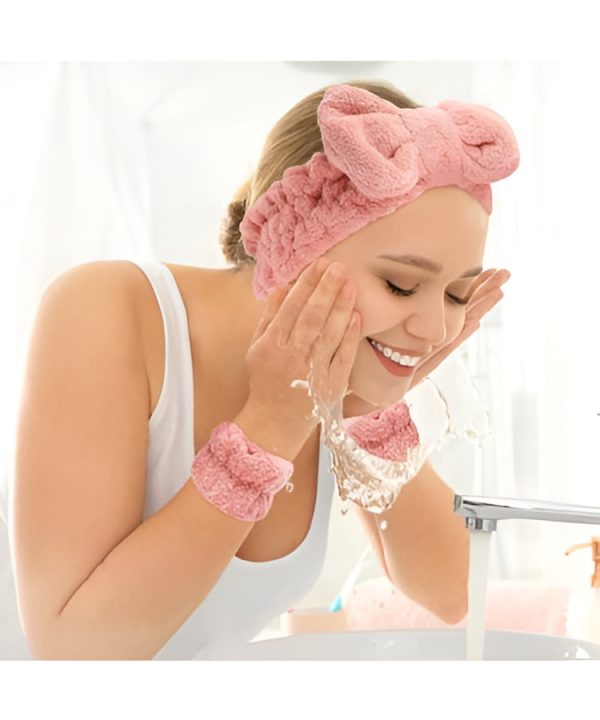 3 Pieces Set Kiss Lovely Wrist Strap – Face Wash Headband And Wristband Soft Fabric