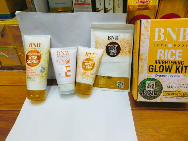 4 In 1 BnB rice Whitening And Glowing Facial Kit Sun Screen +face Wash+ Scrub+ Mask