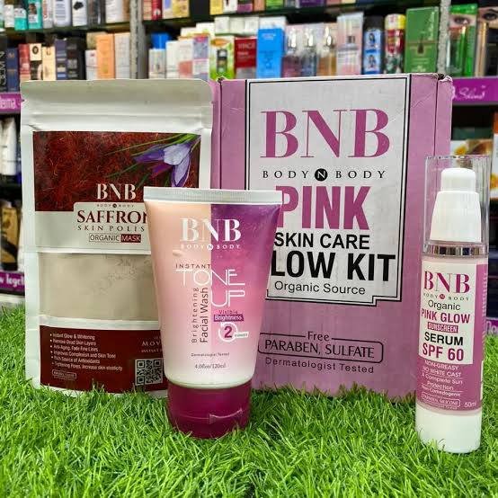 BNB Pink Glow Kit (Toneup Facewash + Saffron Mask + Pink Glow Sunscreen)