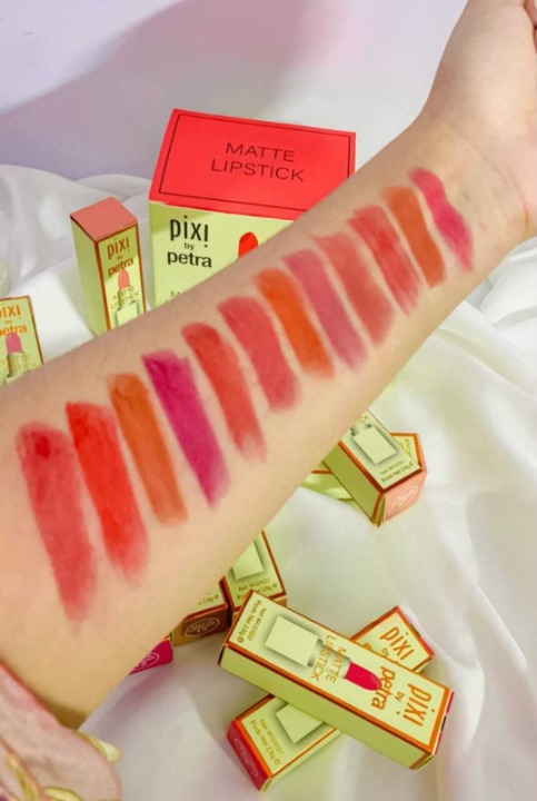 Pixi 12-color Waterproof & Long-lasting Lipstick Set – Vibrant, Smudge-proof Shades For All-day Wear